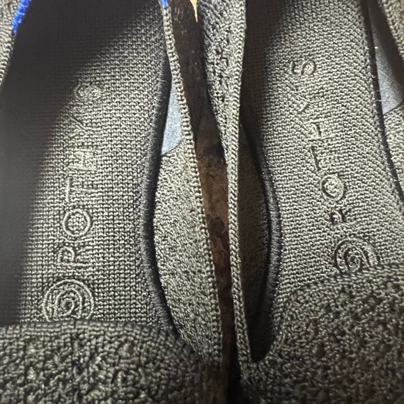 Rothy's The Loafers Size 7 Retired Black
Honeycomb Round Toe Flats - Picture 1 of 5